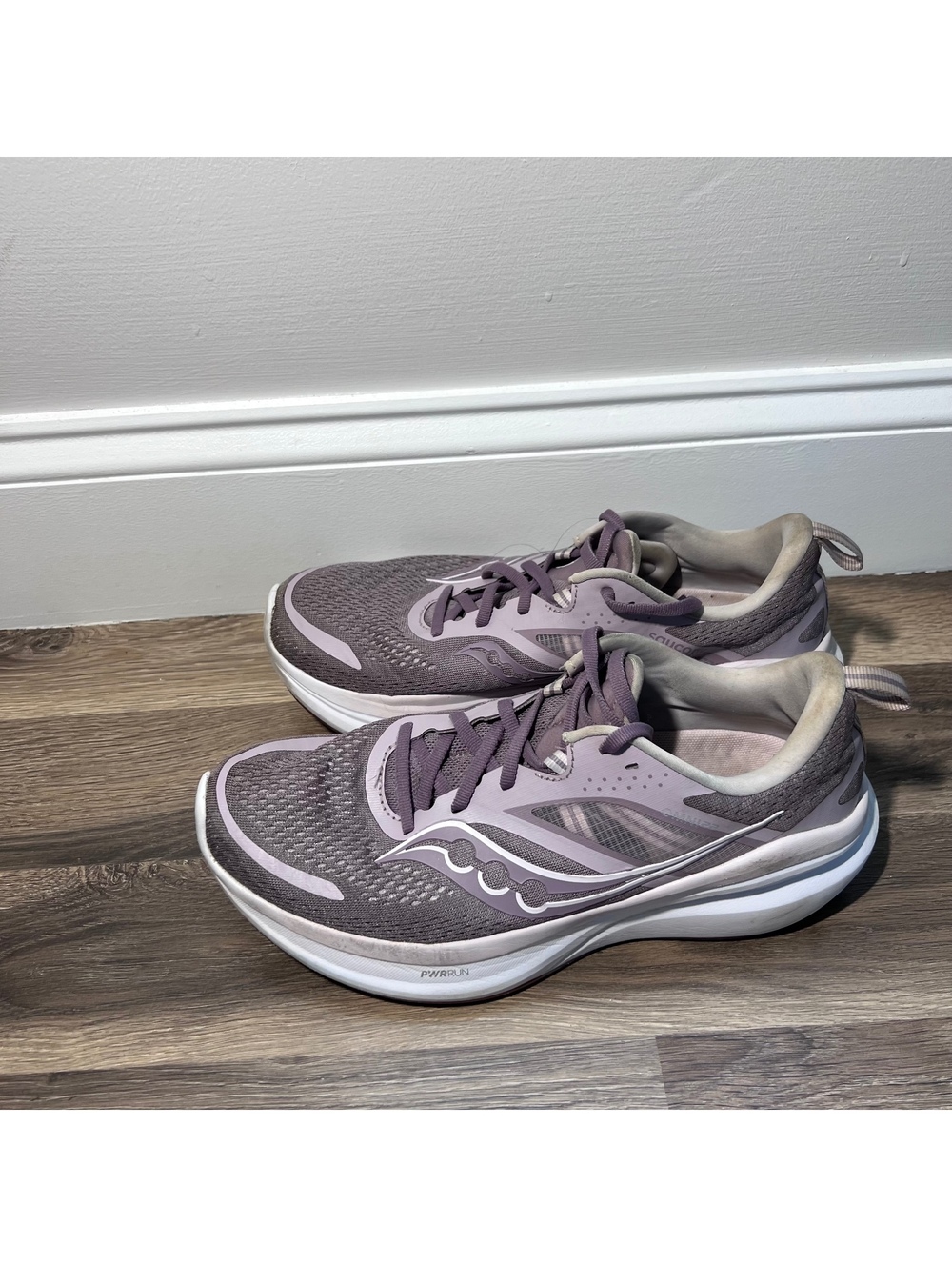Saucony Women's Size 9.5
